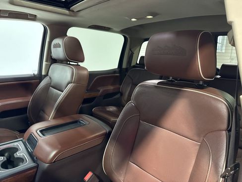 Used 2015 Chevrolet Silverado 1500 High Country w/ High Country Premium Package image 27