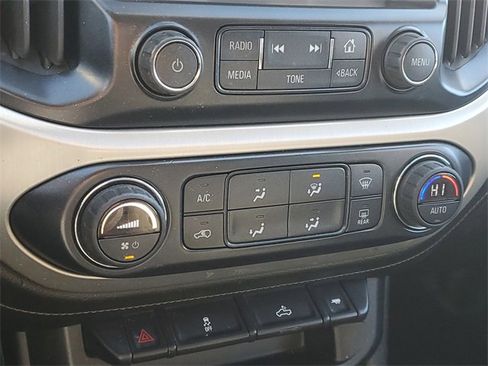 Used 2016 GMC Canyon SLE w/ SLE Convenience Package image 27