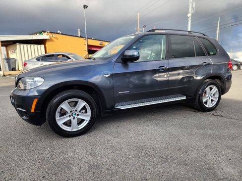 Used 2012 BMW X5 xDrive35d image 11