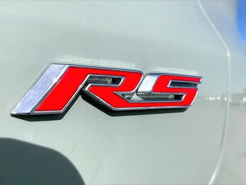 Used 2024 Chevrolet TrailBlazer RS w/ Driver Confidence Package image 8