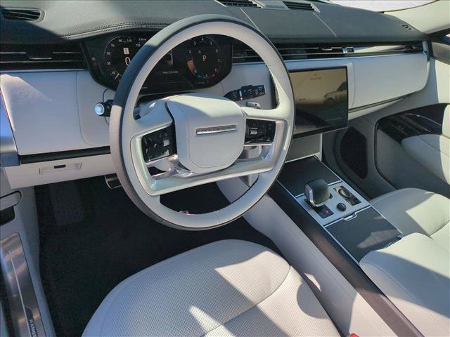 New 2027 Land Rover Range Rover SV AWD/4WD image 3