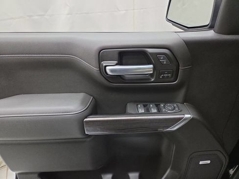 Used 2022 Chevrolet Silverado 1500 LTZ AWD/4WD image 20