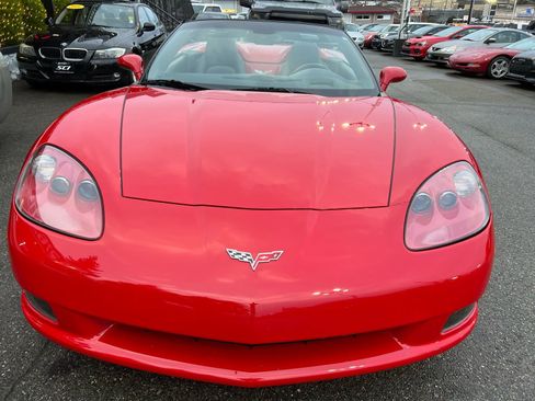 Used 2006 Chevrolet Corvette Convertible w/ Preferred Equipment Group image 8