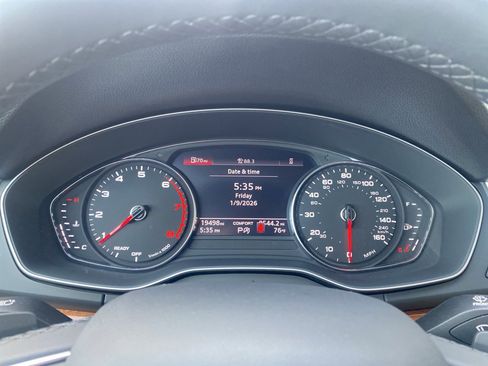 Used 2023 Audi Q5 2.0T Premium w/ Convenience Package image 24