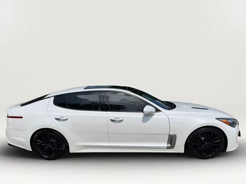 Used 2019 Kia Stinger w/ Sun & Sound Package AWD/4WD image 2