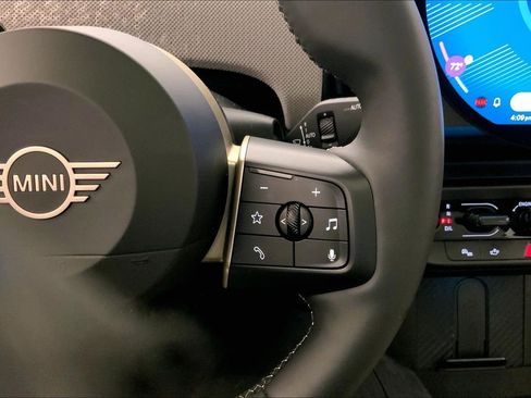 Used 2025 MINI Cooper S image 19