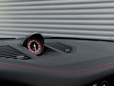 Certified 2024 Porsche 911 Carrera GTS RWD image 21