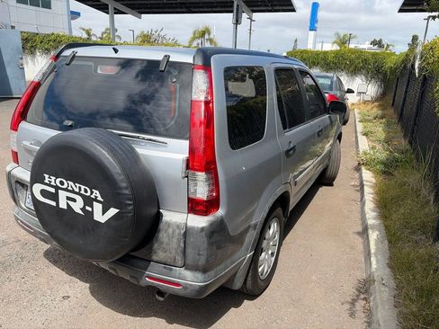 Used 2005 Honda CR-V LX image 21