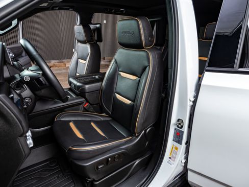 Used 2023 GMC Yukon AT4 w/ AT4 Premium Plus Package image 28