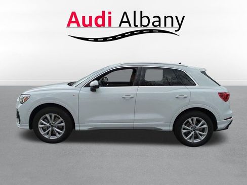 Certified 2025 Audi Q3 2.0T Premium Plus w/ Premium Plus Package image 3