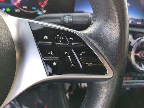 Used 2025 Mercedes-Benz CLA 250 image 27