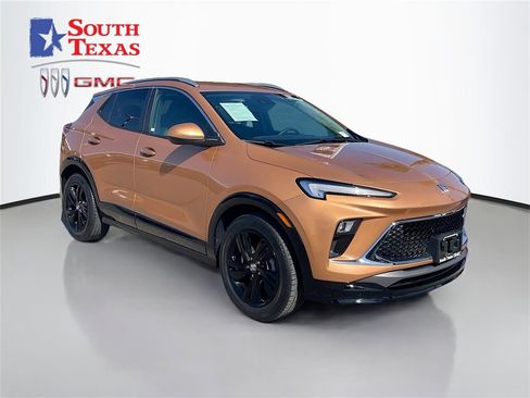 Used 2024 Buick Encore GX Sport Touring w/ Comfort Package image 1