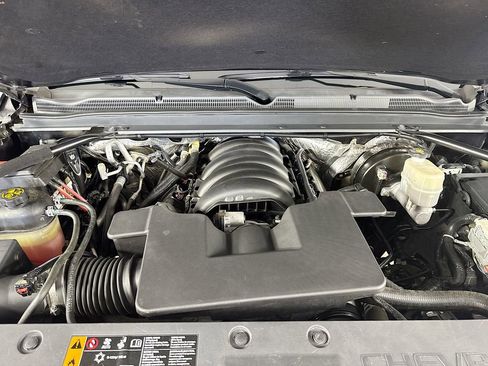 Used 2018 Chevrolet Tahoe Premier image 33