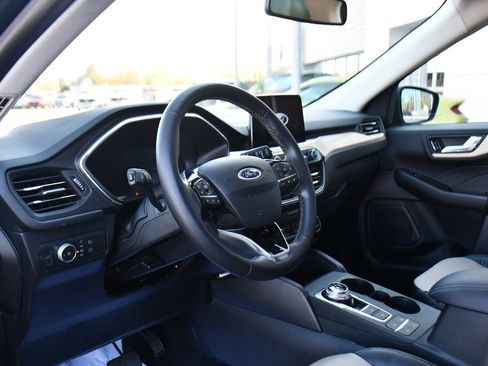 Used 2021 Ford Escape Titanium w/ Titanium Elite Package image 11