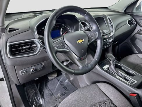 Used 2023 Chevrolet Equinox LT FWD image 9