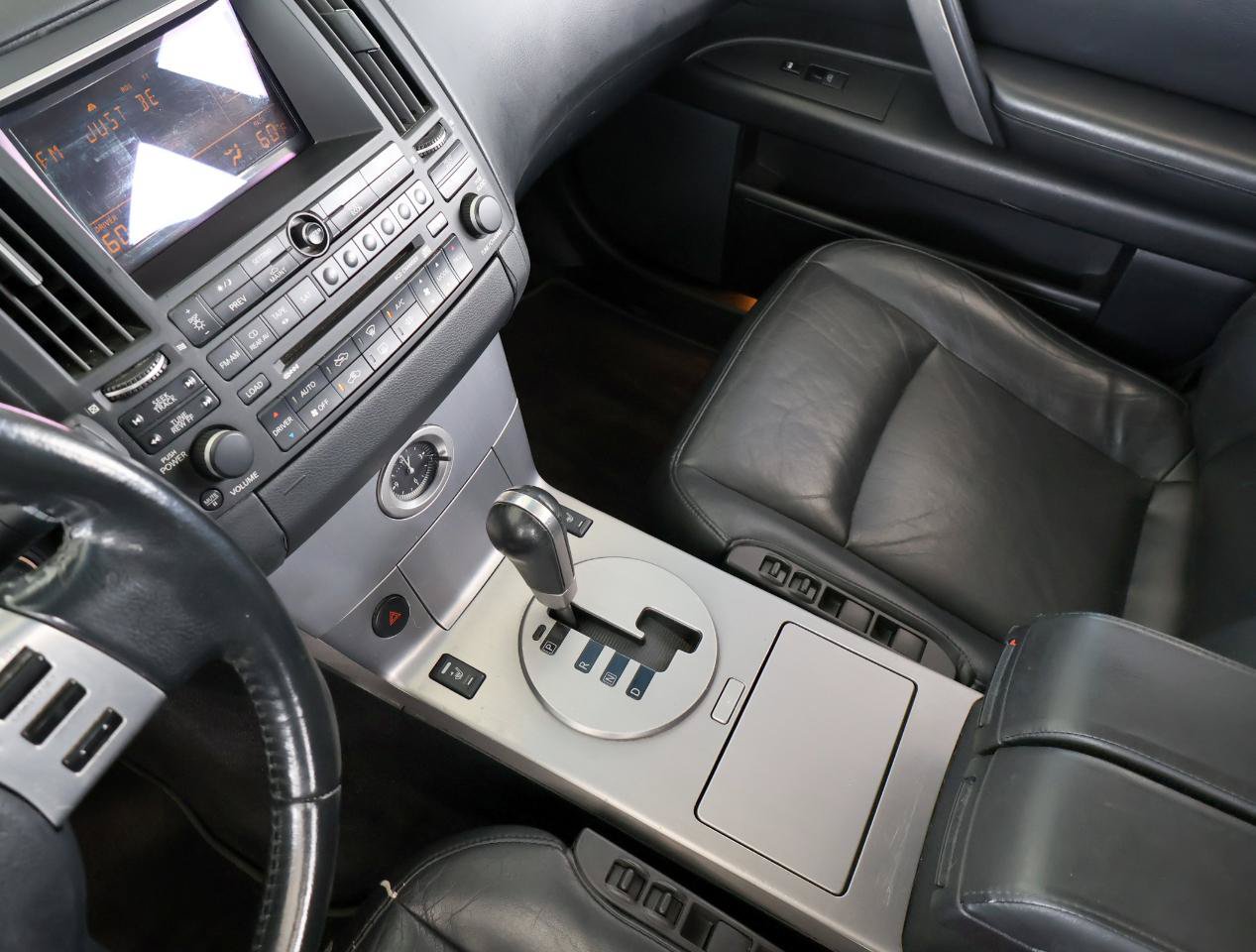 Used 2004 INFINITI FX35 2WD w/ Touring Pkg image 40