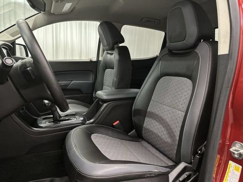 Used 2016 Chevrolet Colorado Z71 AWD/4WD image 16