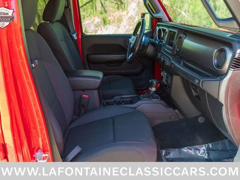 Used 2020 Jeep Gladiator Sport w/ Technology Group image 57