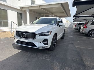 Used 2023 Volvo XC60 B5 Ultimate video 1
