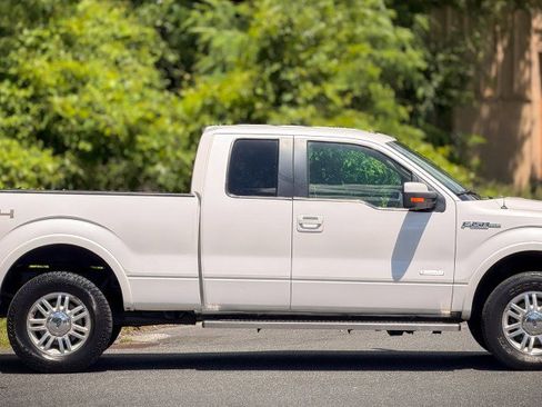 Used 2013 Ford F150 Lariat w/ Mid Equipment Group AWD/4WD image 10