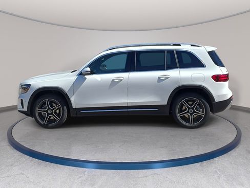 New 2026 Mercedes-Benz GLB 250 image 8