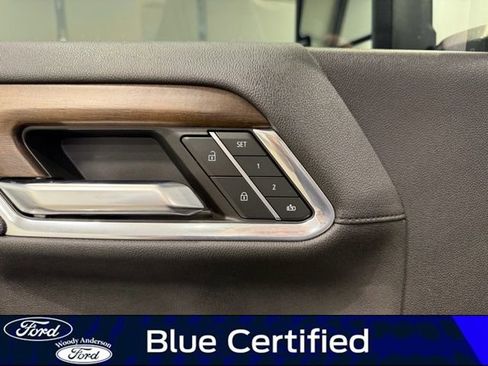 Used 2024 Chevrolet Silverado 2500 High Country w/ High Country Premium Package image 23