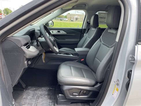 New 2026 Ford Explorer Active w/ Active Comfort Package AWD/4WD image 8