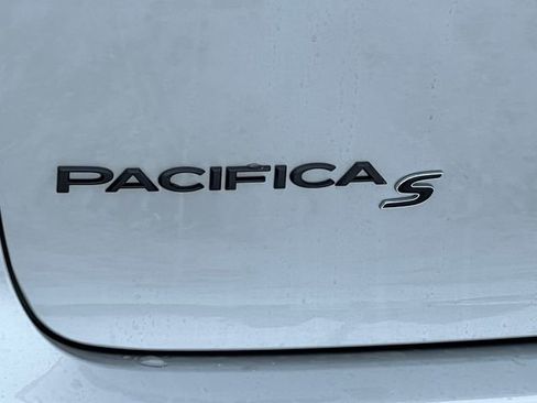 New 2026 Chrysler Pacifica Select w/ S Appearance Package image 48