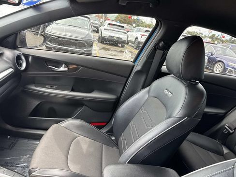 Used 2023 Kia Forte GT-Line w/ GT-Line Technology Package FWD image 16
