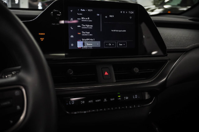 Certified 2025 Lexus UX 300h FWD w/ Accessory Package (Z2) image 16