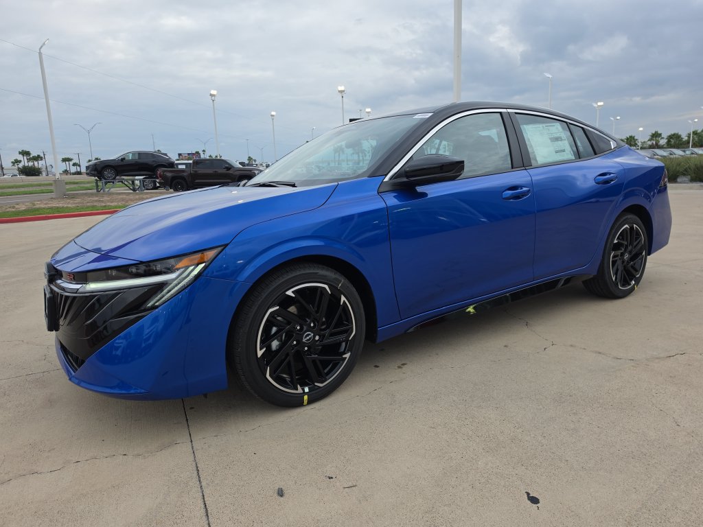 New 2027 Nissan Sentra SR w/ Floor Mat Package FWD image 2