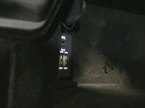 Used 2023 Lexus IS 350 F Sport image 34