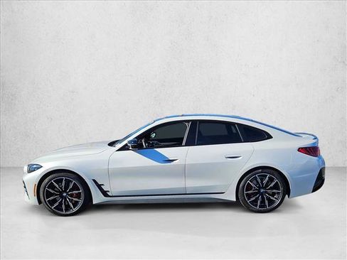 Certified 2025 BMW M440i w/ Premium Package image 9