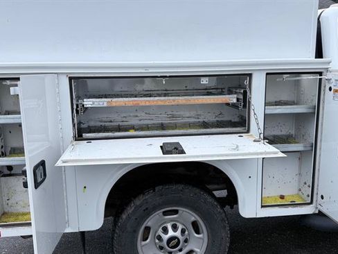 Used 2019 Chevrolet Silverado 2500 W/T w/ Snow Plow Prep Package AWD/4WD image 24