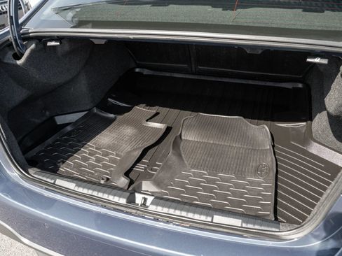 Used 2022 Subaru Legacy Limited XT image 9