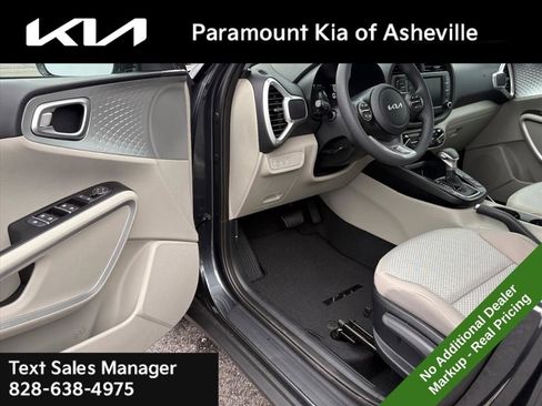 New 2025 Kia Soul LX image 14