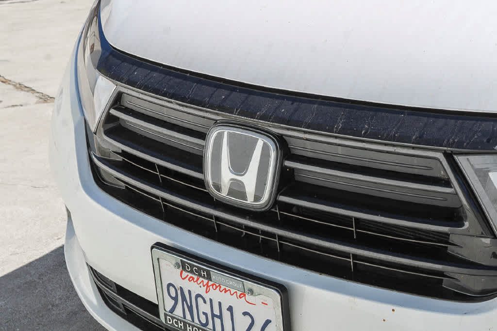 Used 2024 Honda Odyssey Sport image 11