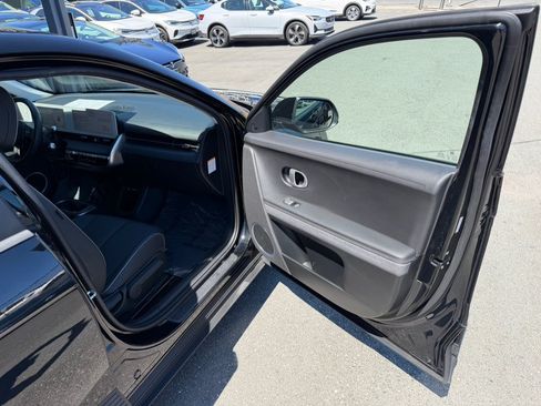 Used 2023 Hyundai Ioniq 5 SEL RWD image 40