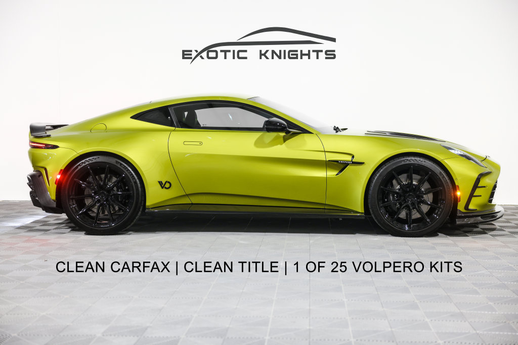 Used 2025 Aston Martin V8 Vantage Coupe RWD image 1