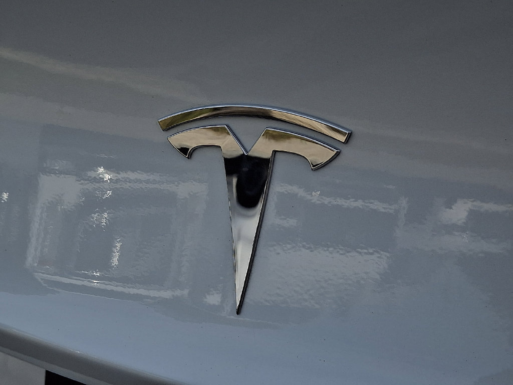 Used 2020 Tesla Model 3 Long Range AWD/4WD image 32