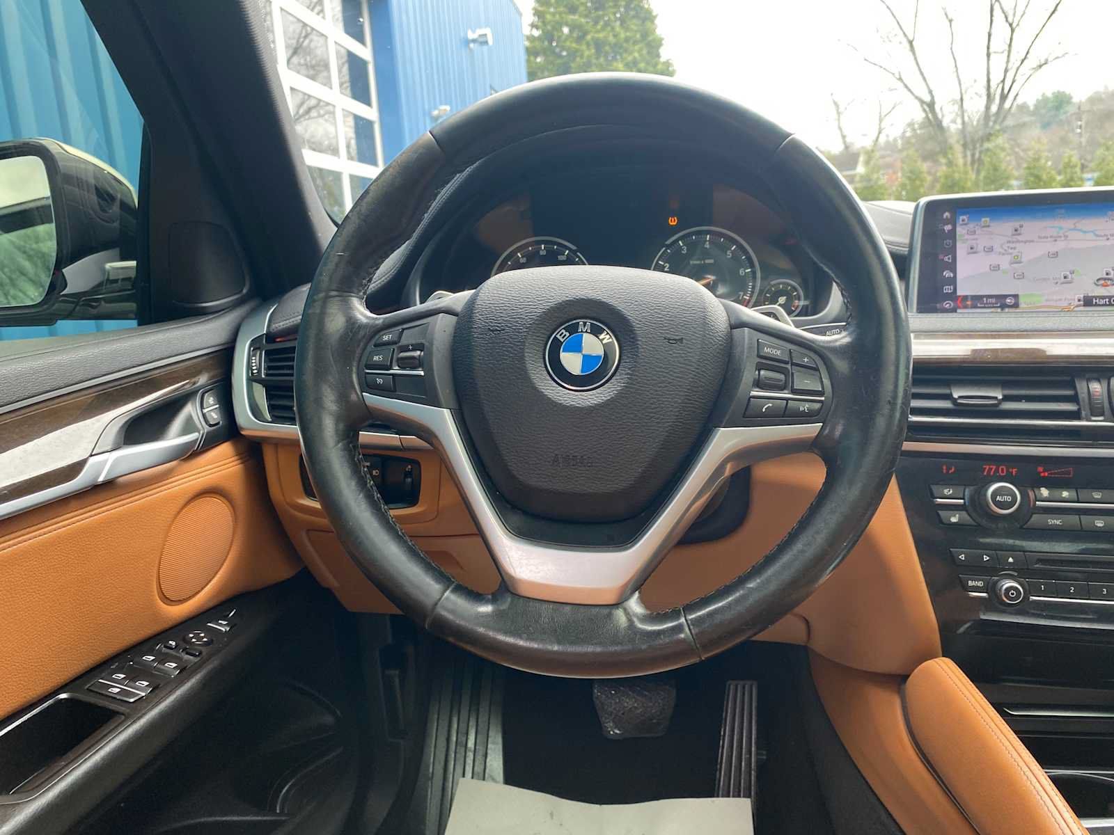 Used 2018 BMW X6 M50i AWD/4WD image 14