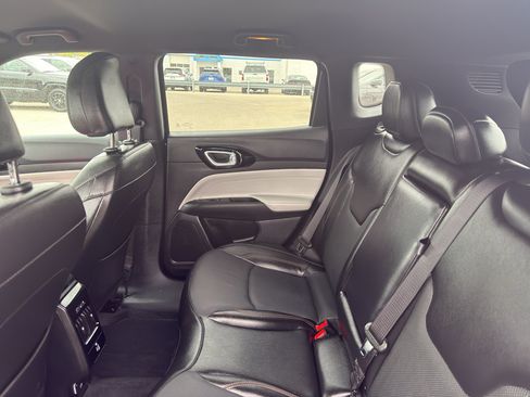 Used 2023 Jeep Compass Limited w/ Elite Group AWD/4WD image 33
