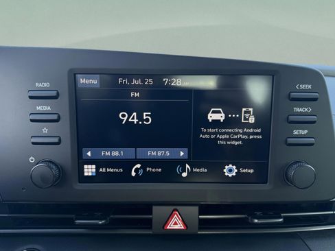 New 2025 Hyundai Elantra Sport image 8