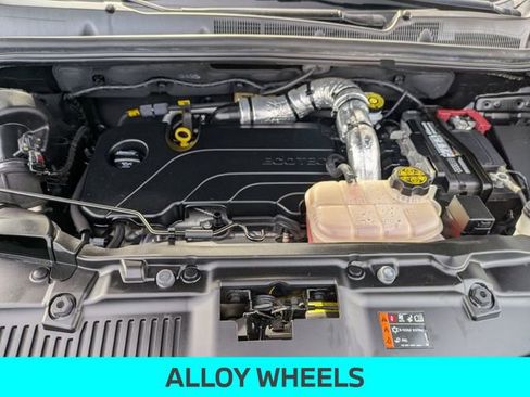 Used 2022 Chevrolet Trax LS image 12