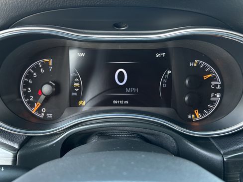 Certified 2021 Jeep Grand Cherokee Laredo X image 30