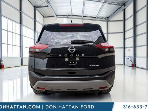Used 2023 Nissan Rogue SV AWD/4WD image 34
