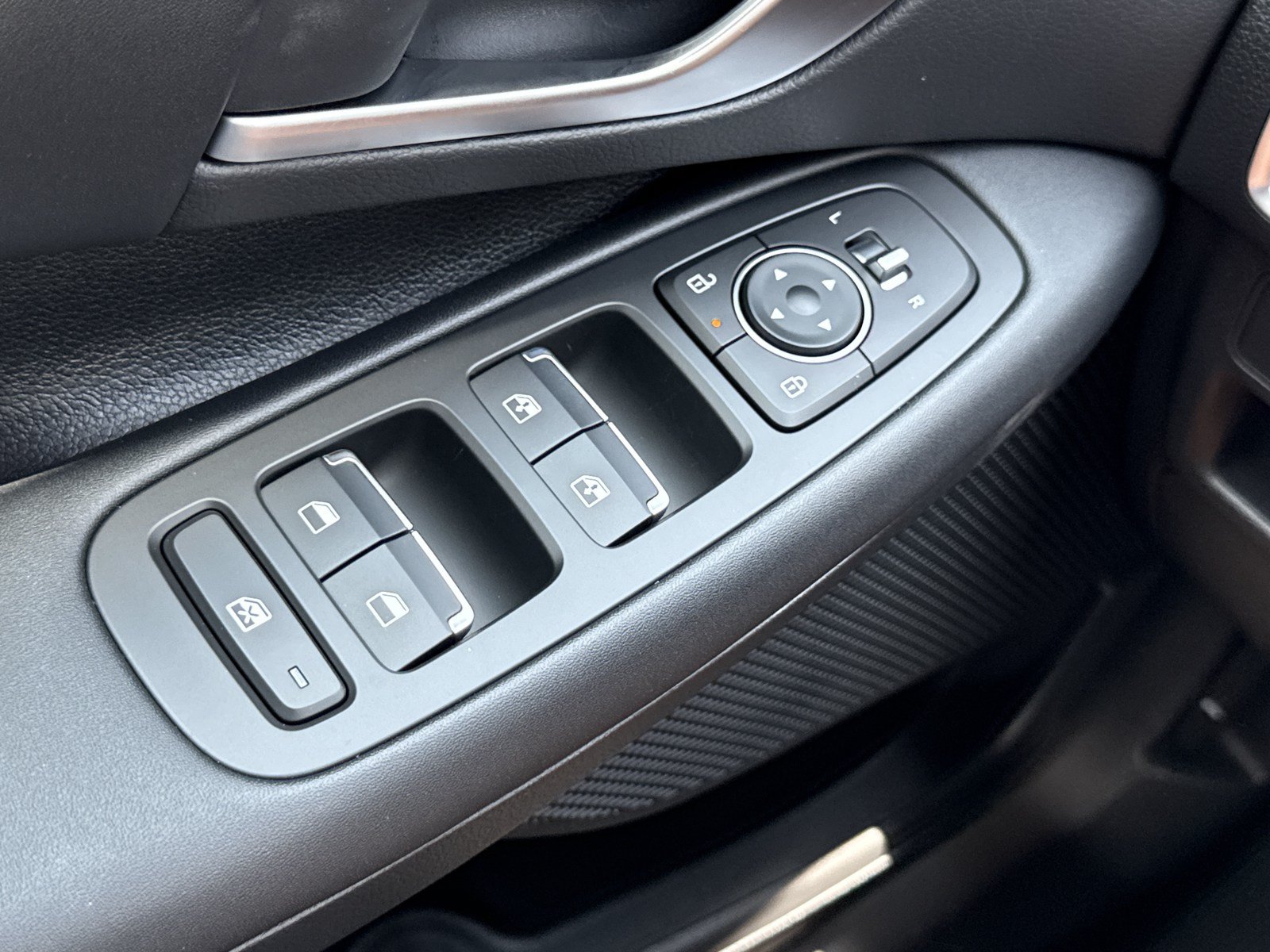 New 2026 Hyundai Sonata SEL FWD image 15