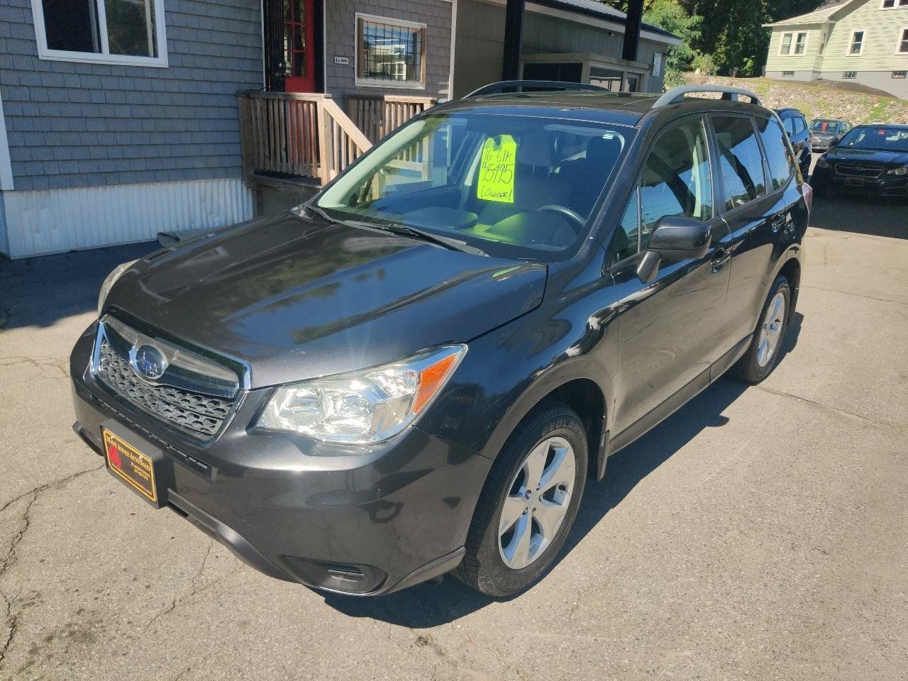 Used 2016 Subaru Forester 2.5i Premium w/ All-Weather Package AWD/4WD image 2