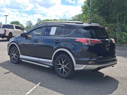 Used 2016 Toyota RAV4 SE w/ Cargo Management Package AWD/4WD image 5