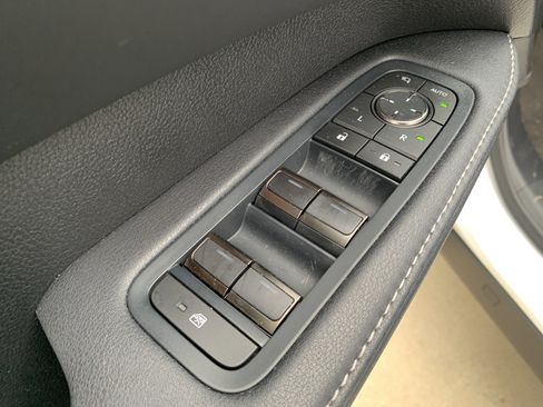 Certified 2025 Lexus RX 500h F Sport image 15